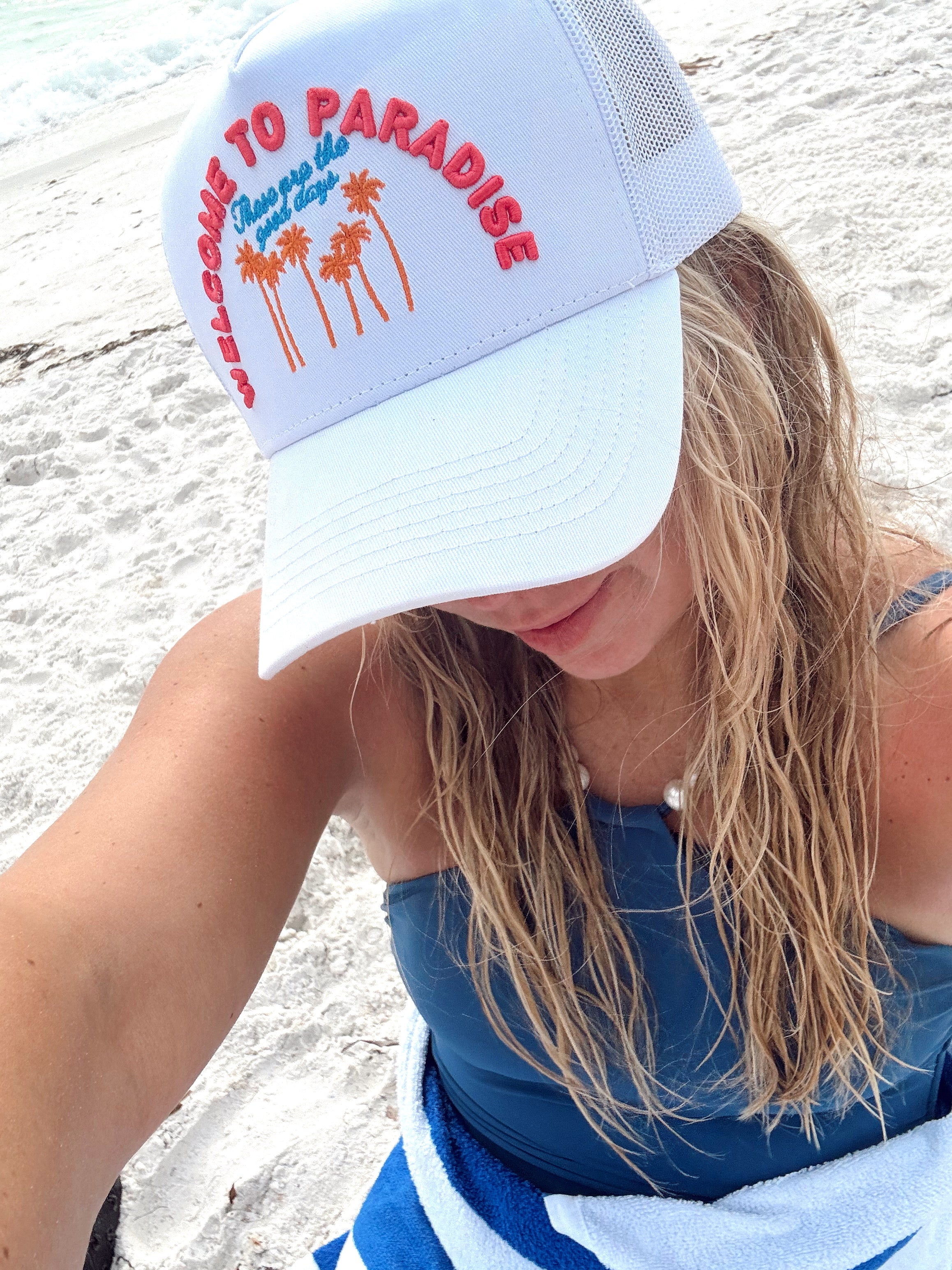 Hat Welcome to Paradise - White Vintage Trucker Hat