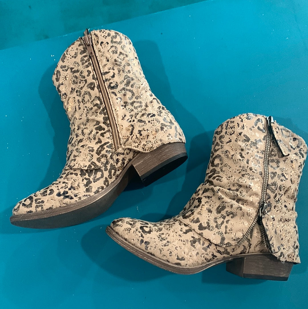 Outlaw Distressed Leopard Cuffed Bootie by Very G