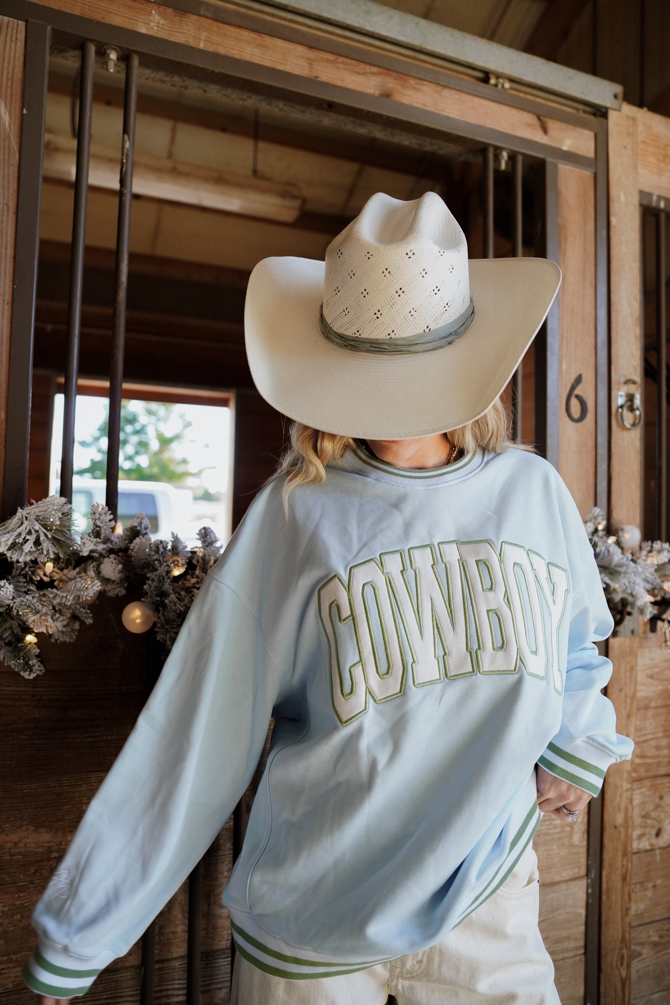 Sweatshirt Cowboy - Blue Vintage Crewneck Sweatshirt