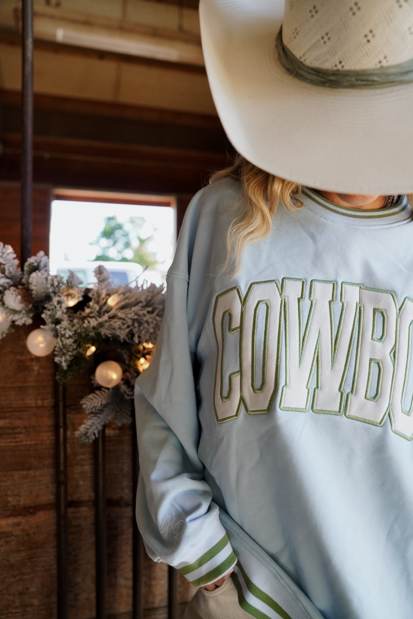 Sweatshirt Cowboy - Blue Vintage Crewneck Sweatshirt