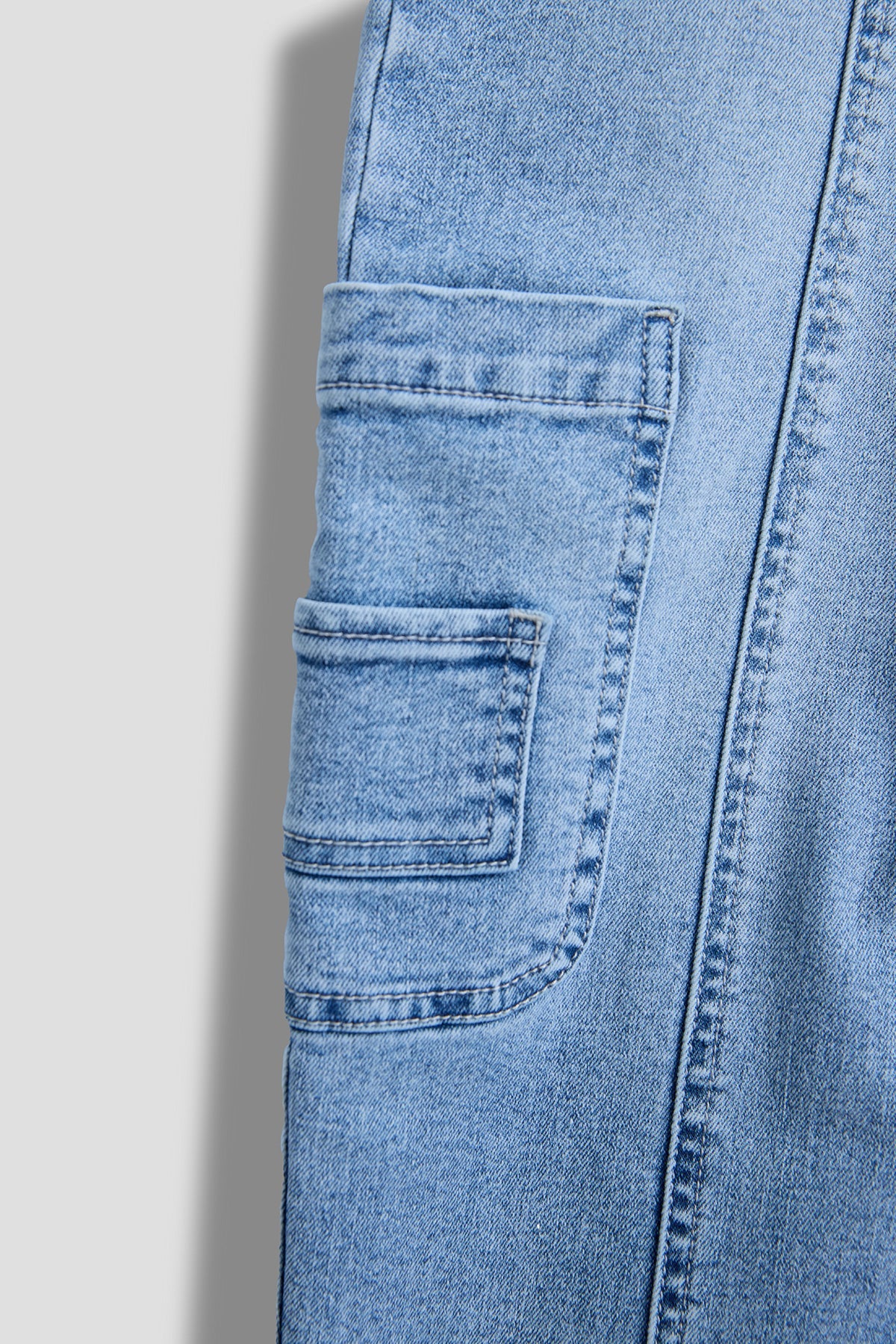 Girls Barrel Cargo Jeans