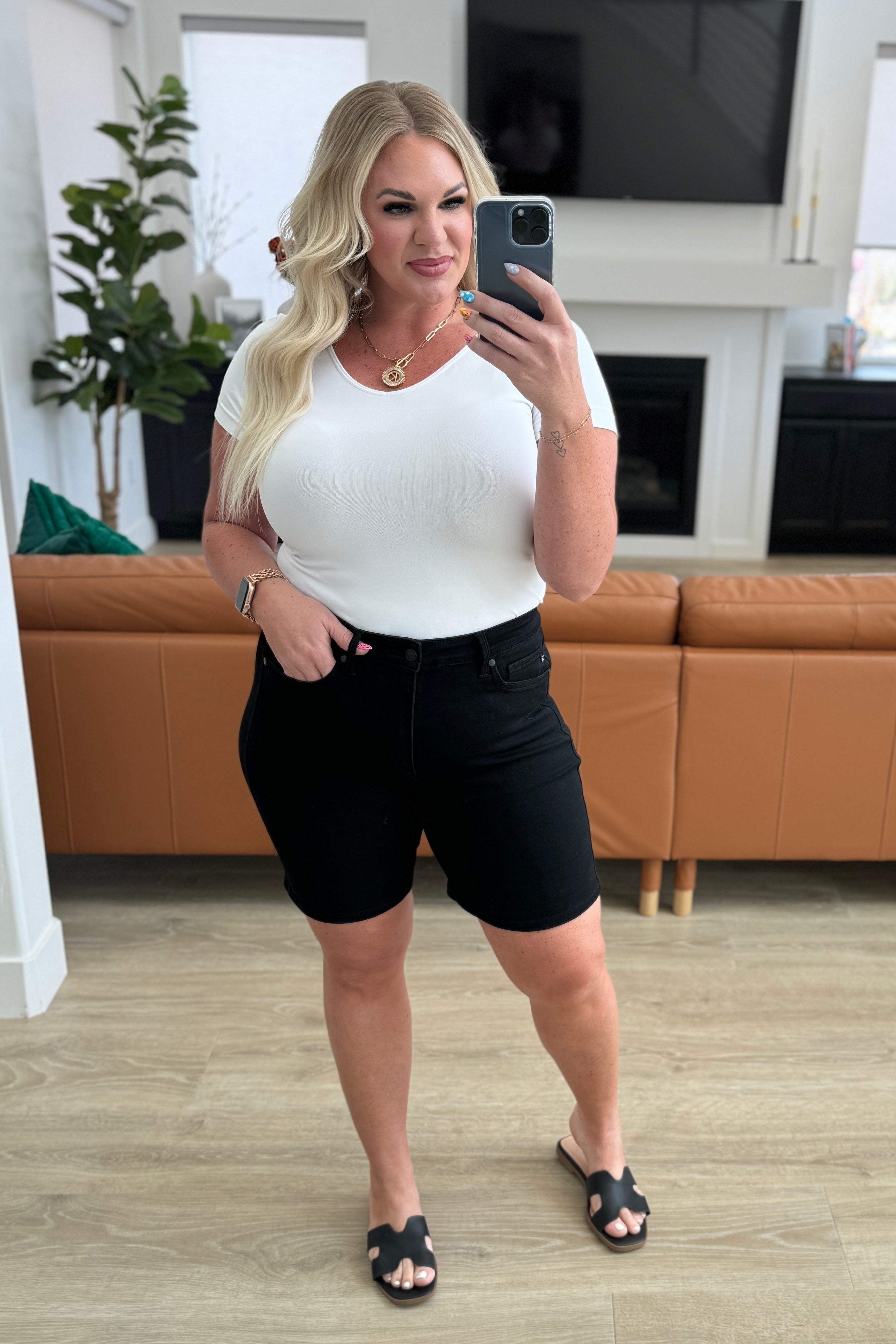 Denim Ava High Rise Control Top Cuffed Shorts in Black