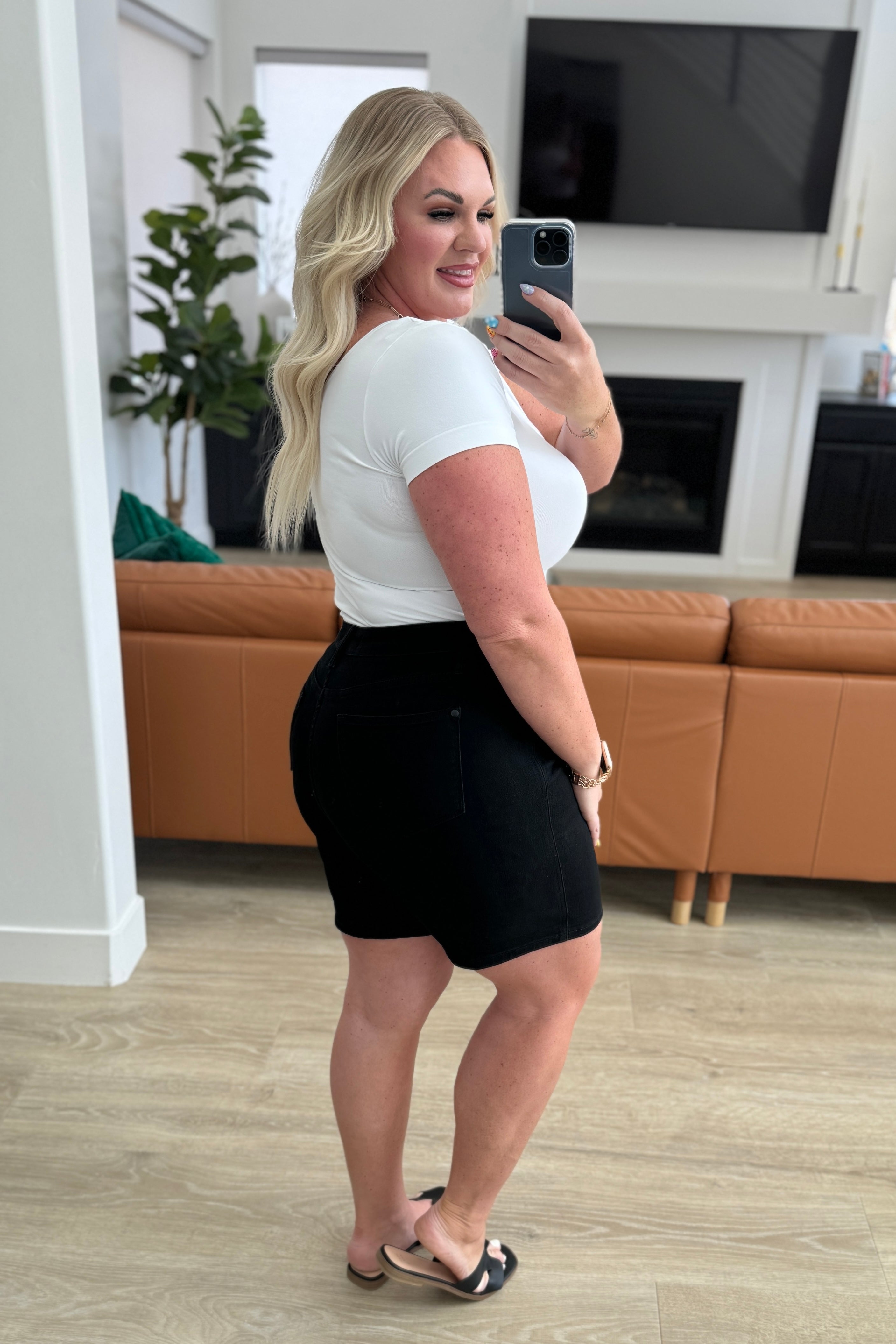 Denim Ava High Rise Control Top Cuffed Shorts in Black