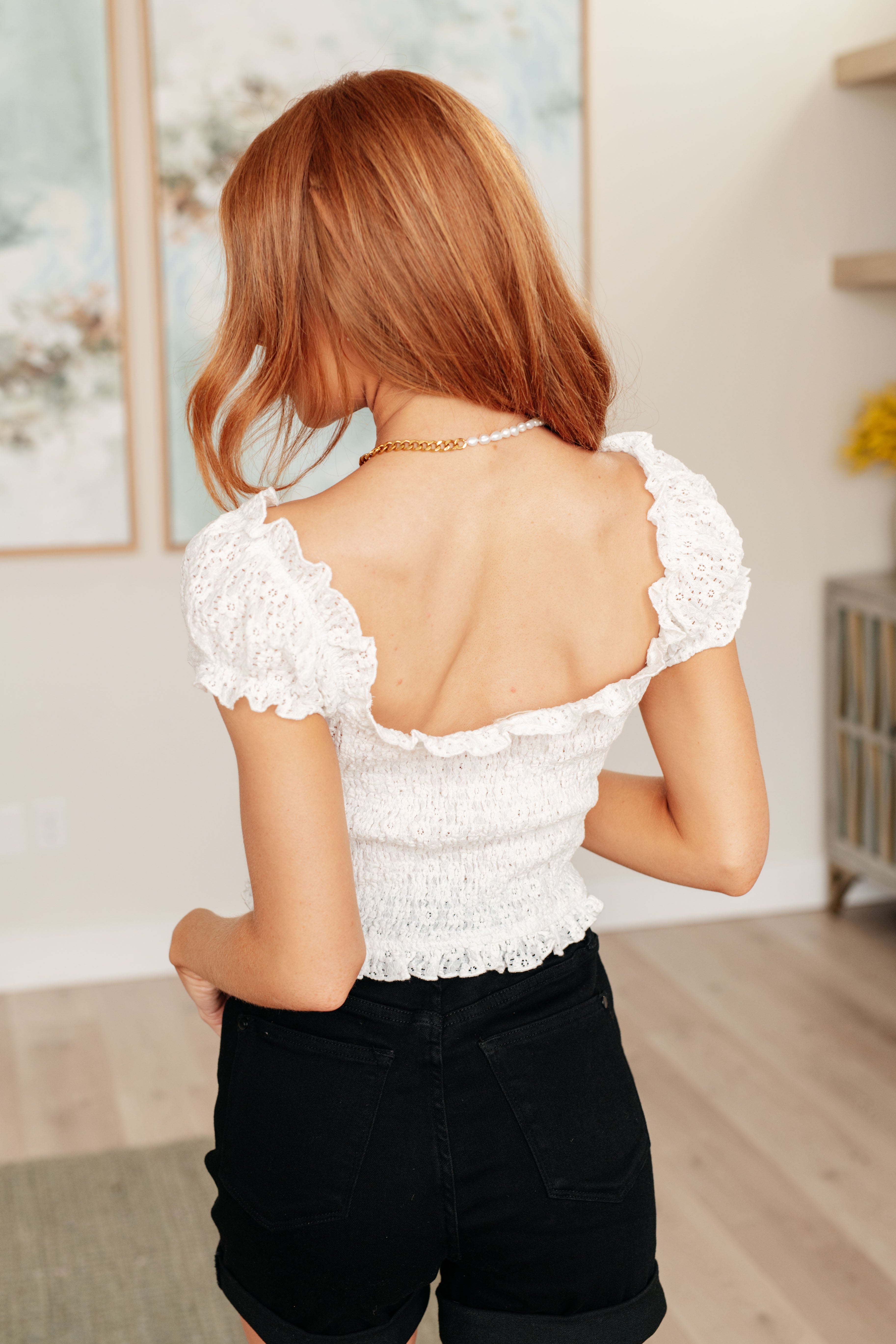 Tops In Fair Verona Button Up Crop in Off White