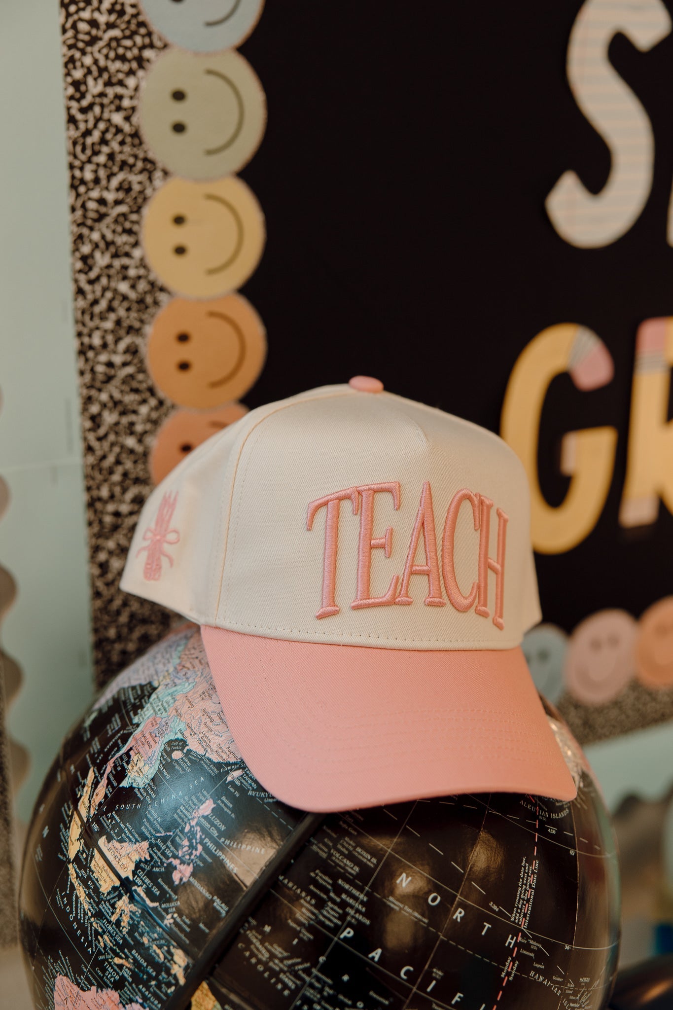 Hat TEACH - Pink Vintage Trucker Hat