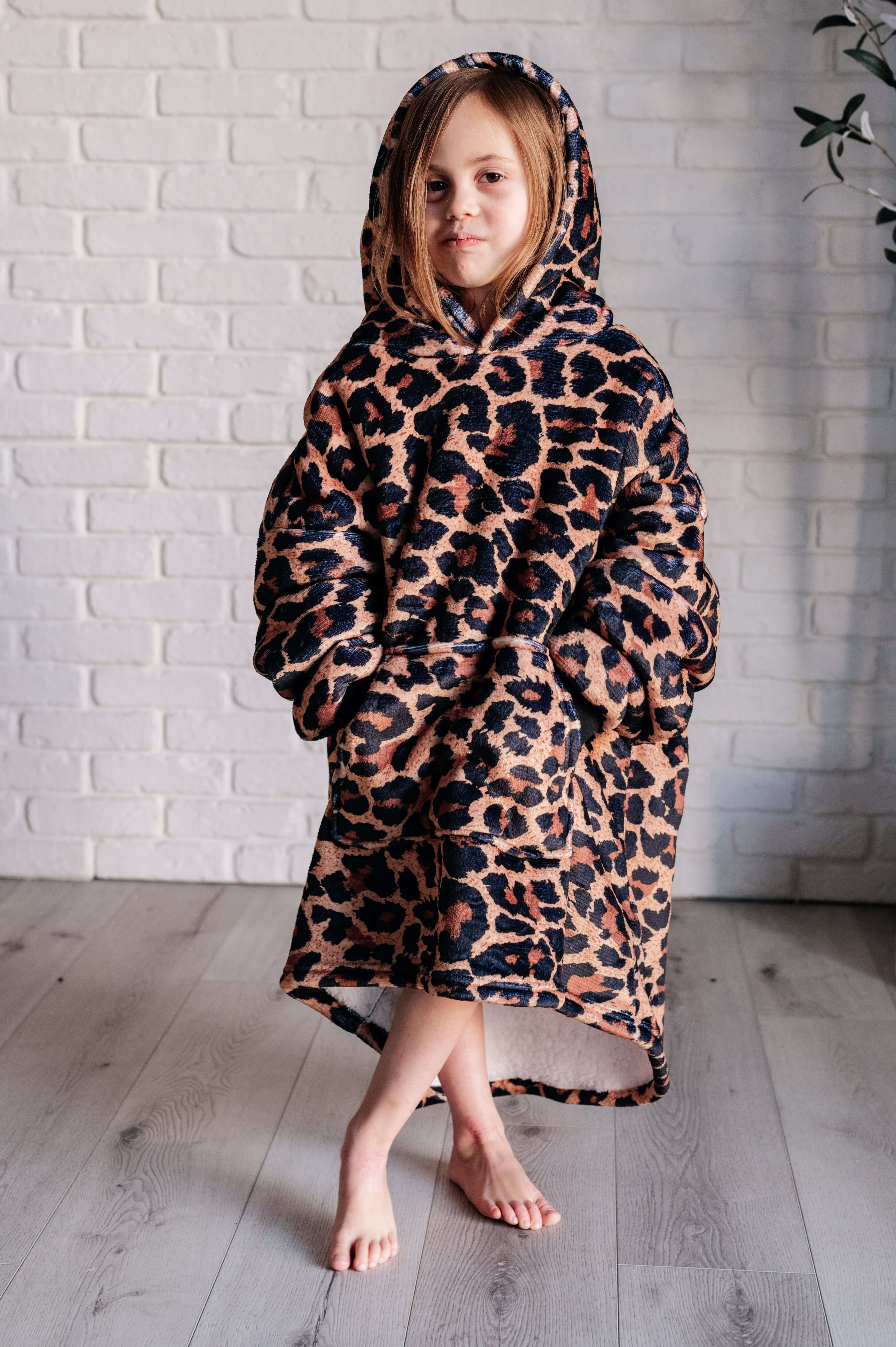 Layers Kids Oversized Hoodie Blanket in Leopard