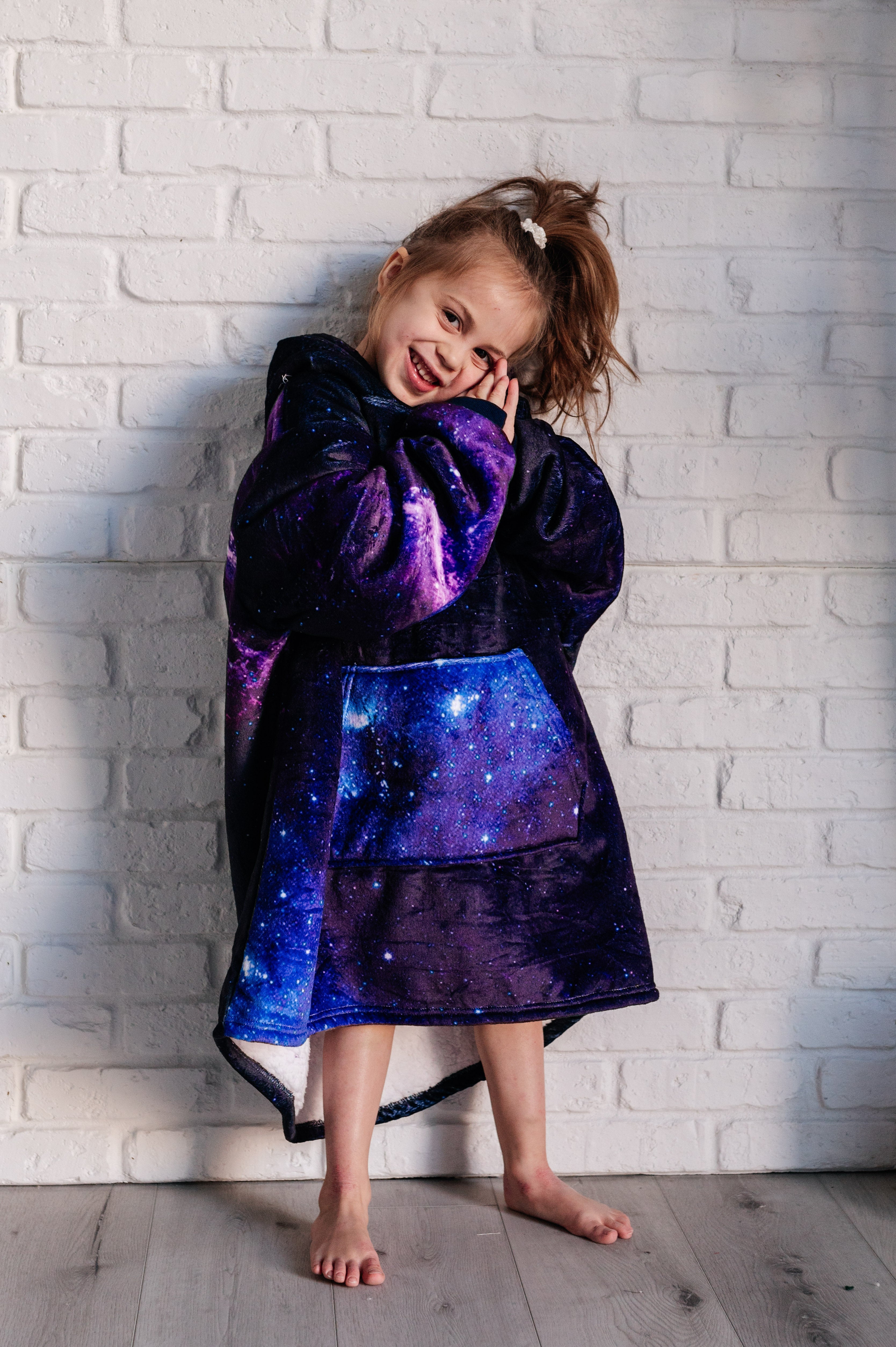 Layers Kids Oversized Hoodie Blanket in Starry Sky