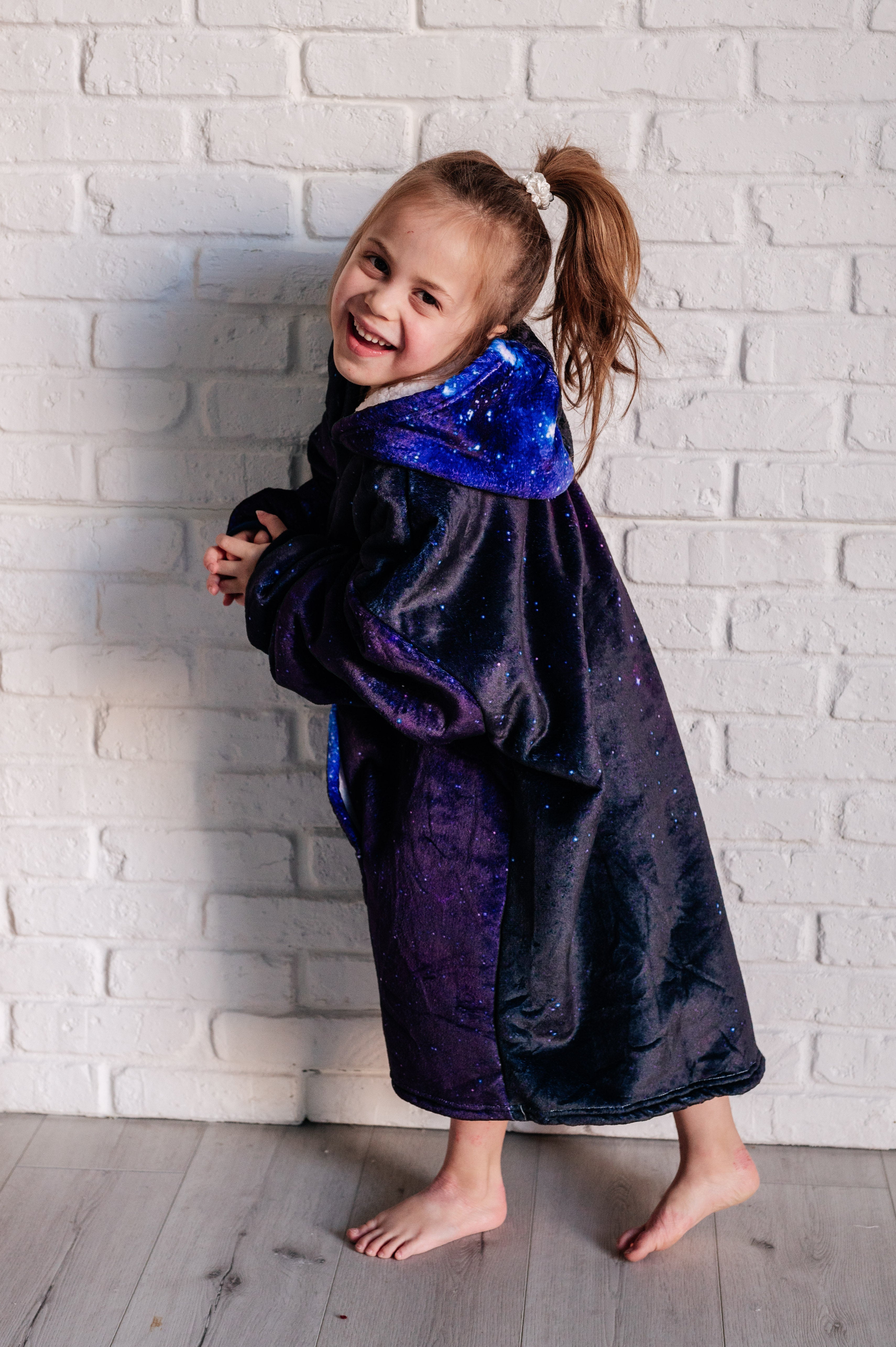 Layers Kids Oversized Hoodie Blanket in Starry Sky