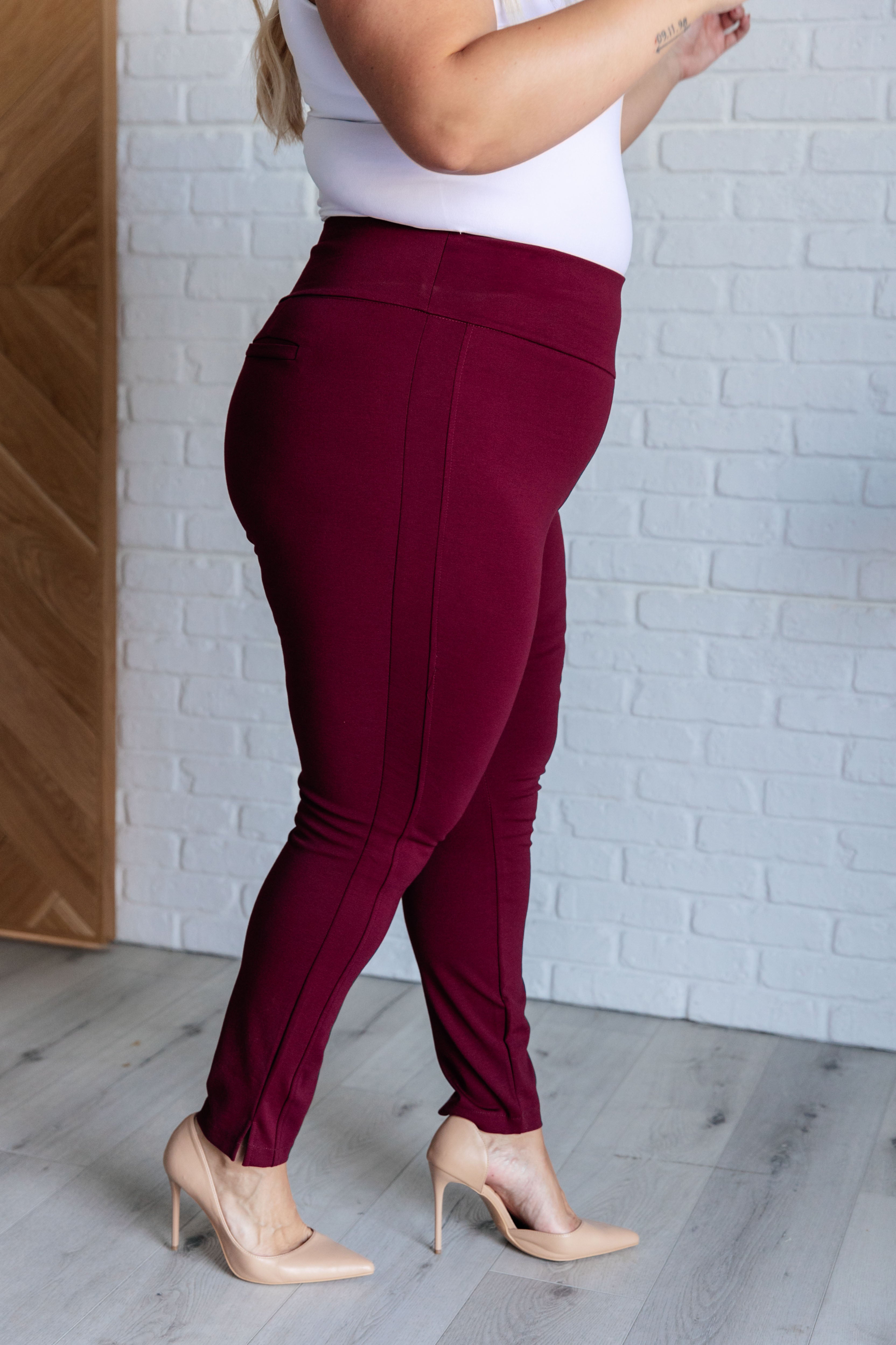 Bottoms Magic Skinny 28" Pants in Wine