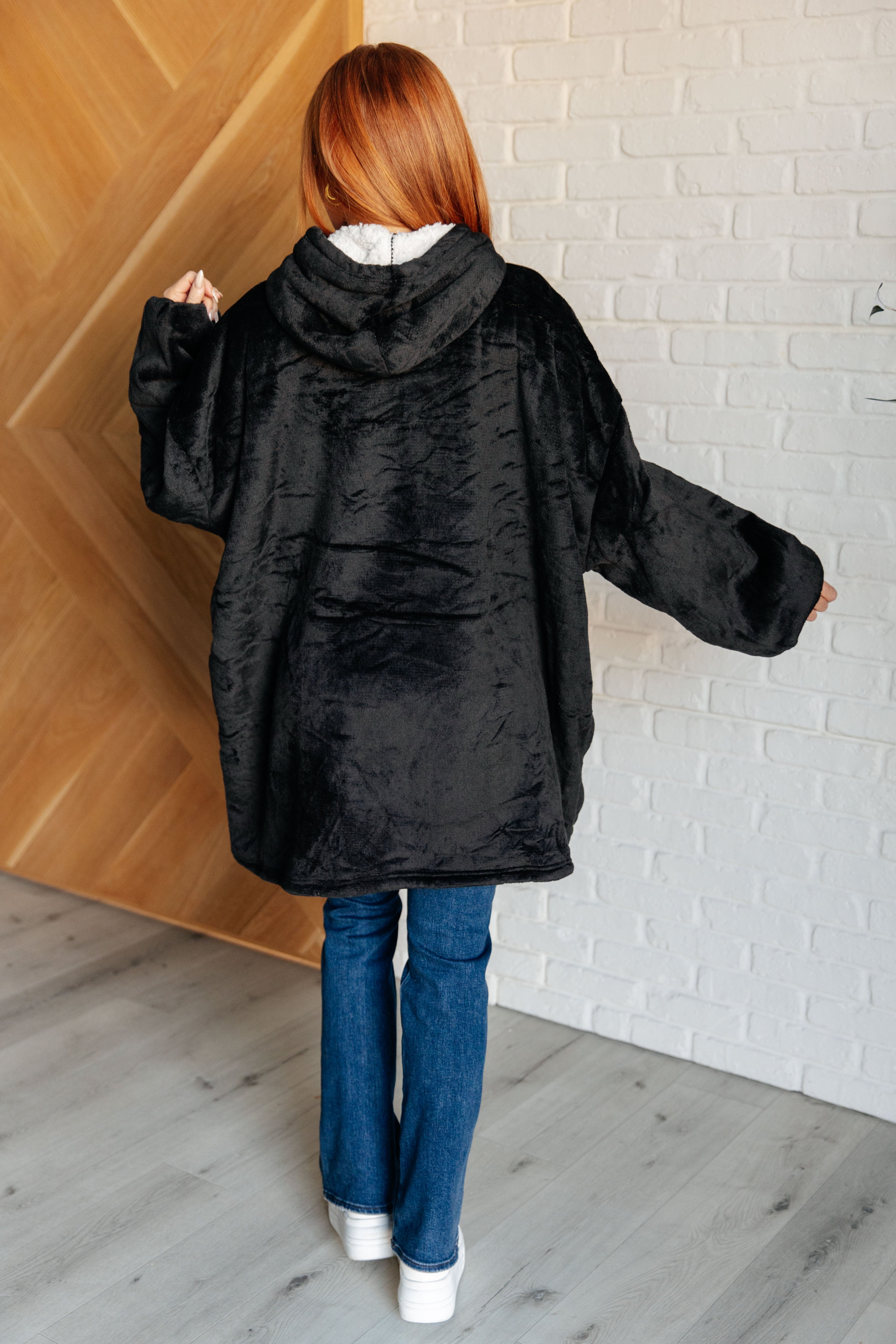 Layers Oversized Velour Blanket Hoodie in Black