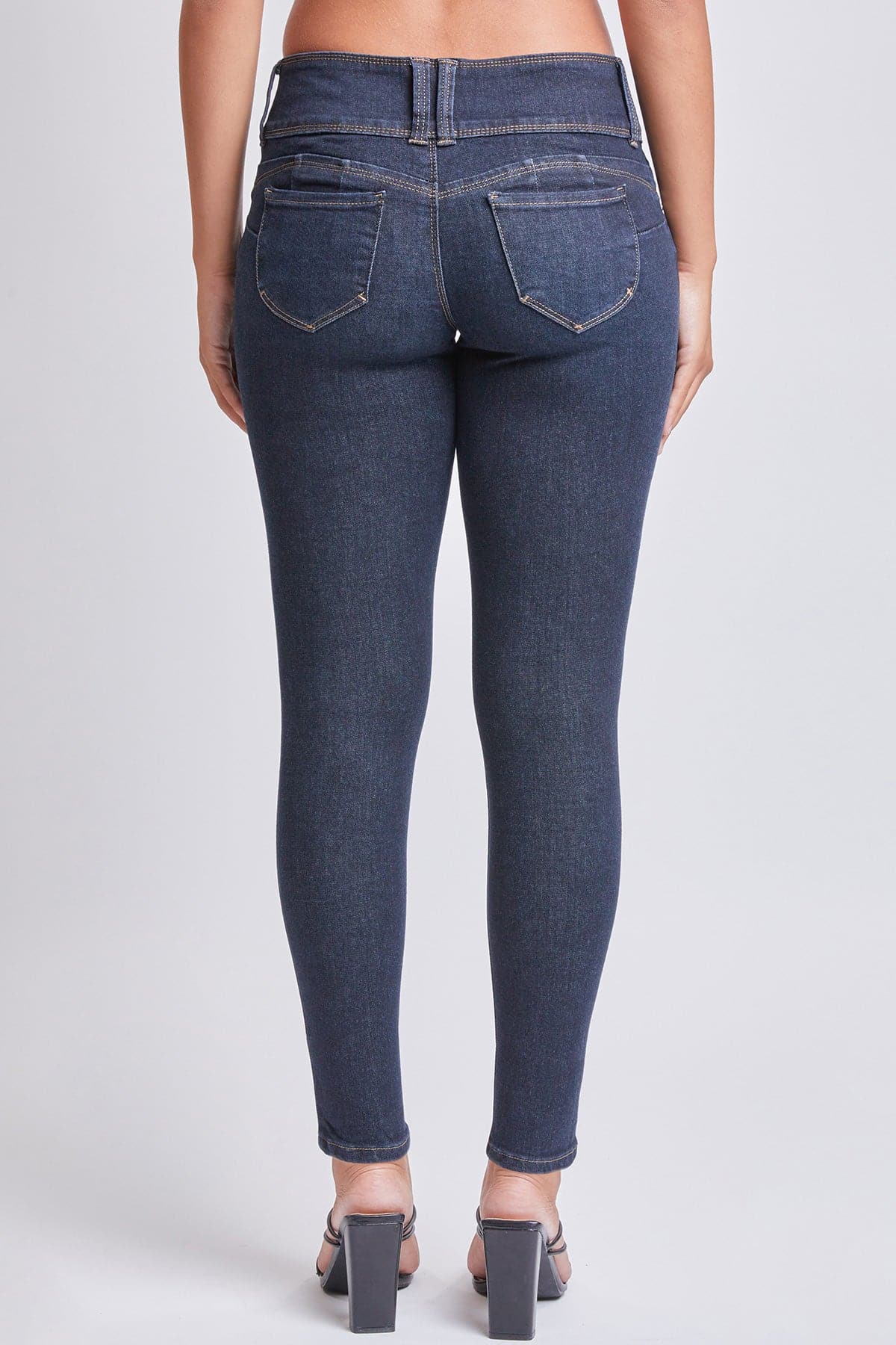 Women’s Skinny Sustainable WannaBettaButt Jeans