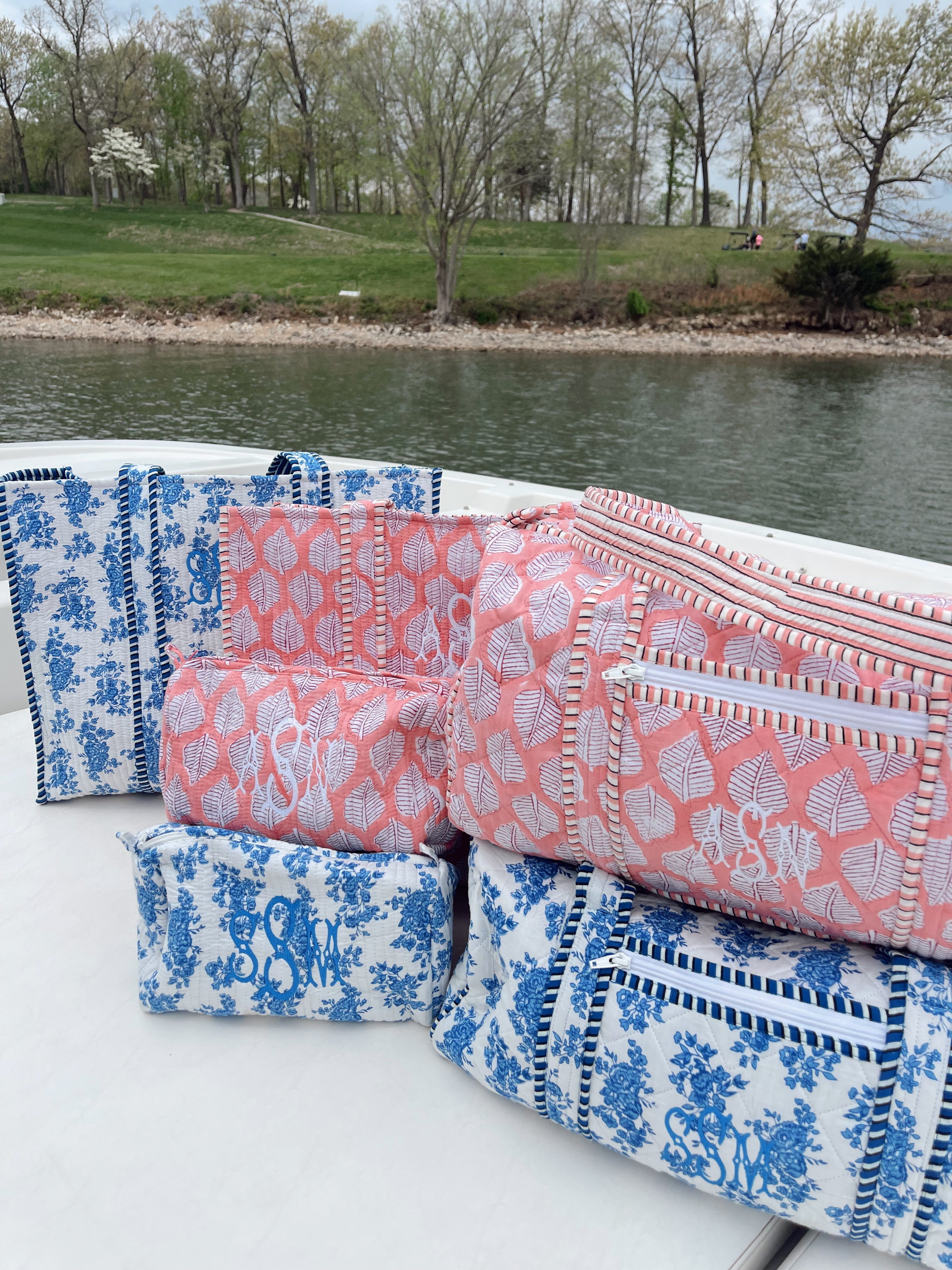 Travel Bag Quilted Block-Print - Aubrey Collection