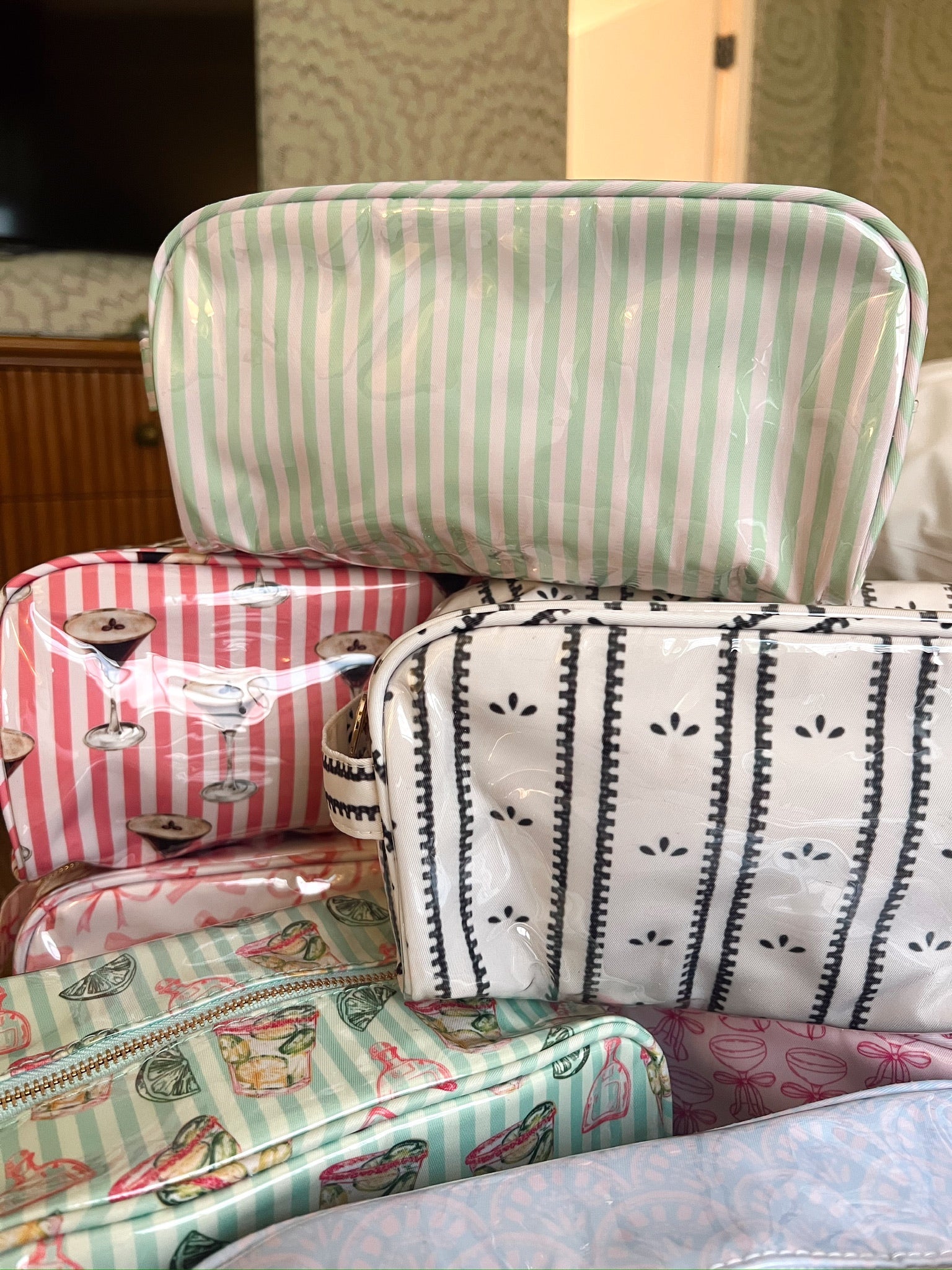 Clear Coat Toiletry Dopp Kit