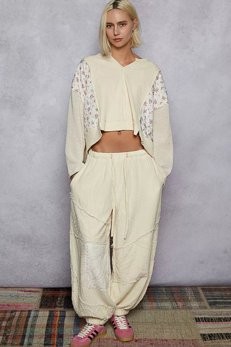 POL Mix Thermal Floral Pattern Quilted Knit Cropped Top with Raw Edge Detail