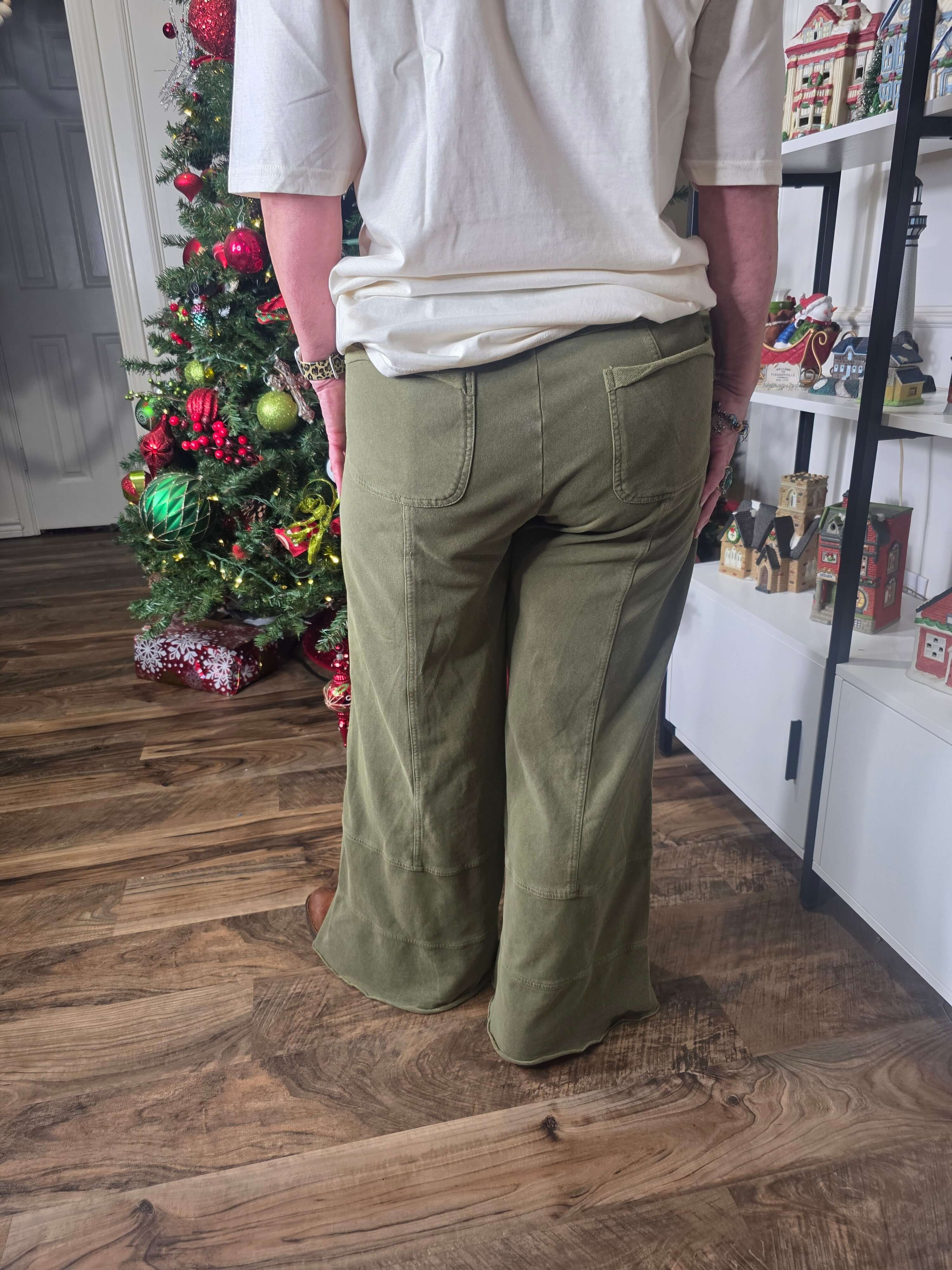EASEL Washed Olive Cargo Wide-Leg Lounge Pants
