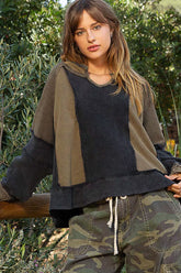 POL Color Block Waffle Knit Raw Hem Sweatshirt