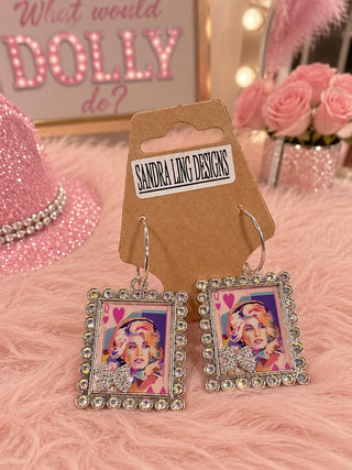 Dolly — The Queen of All Hearts Earrings