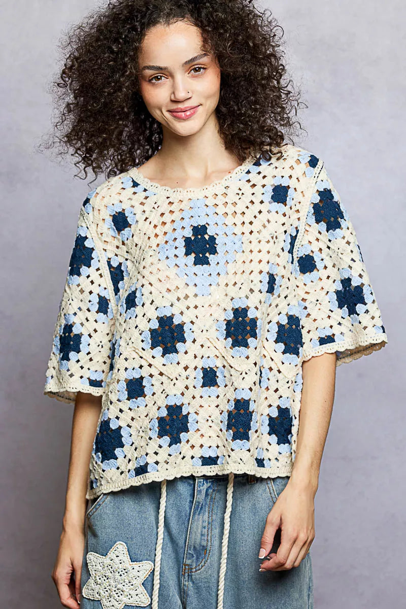 POL Round Neck Short Sleeve Color Pattern Crochet Top with Border Accents