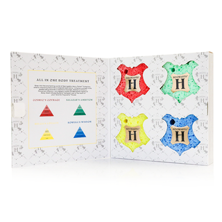 Body Wash Infused Buffer Hogwarts™ Gift Set | Harry Potter™ Collection