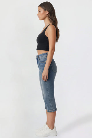 Women's Pin Tuck Capri
