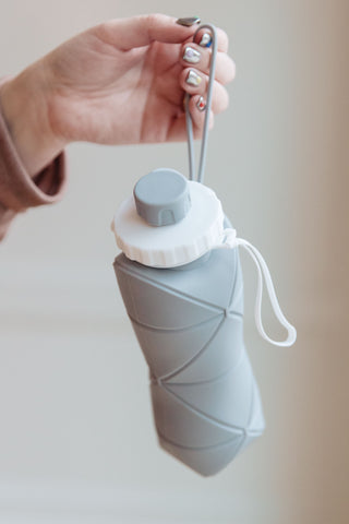 Accessories Collapsing Silicone Water Bottle in Diamond Gray