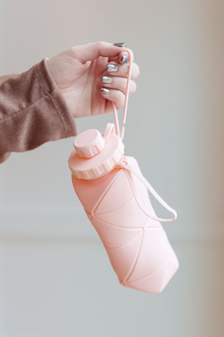 Accessories Collapsing Silicone Water Bottle in Diamond Pink