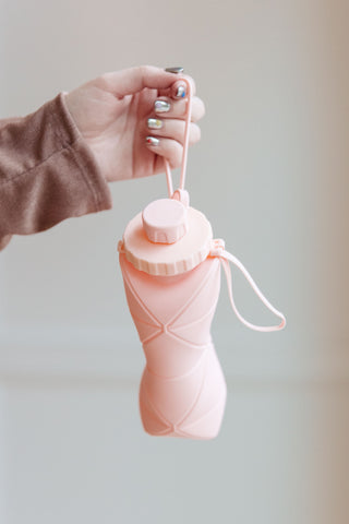 Accessories Collapsing Silicone Water Bottle in Diamond Pink