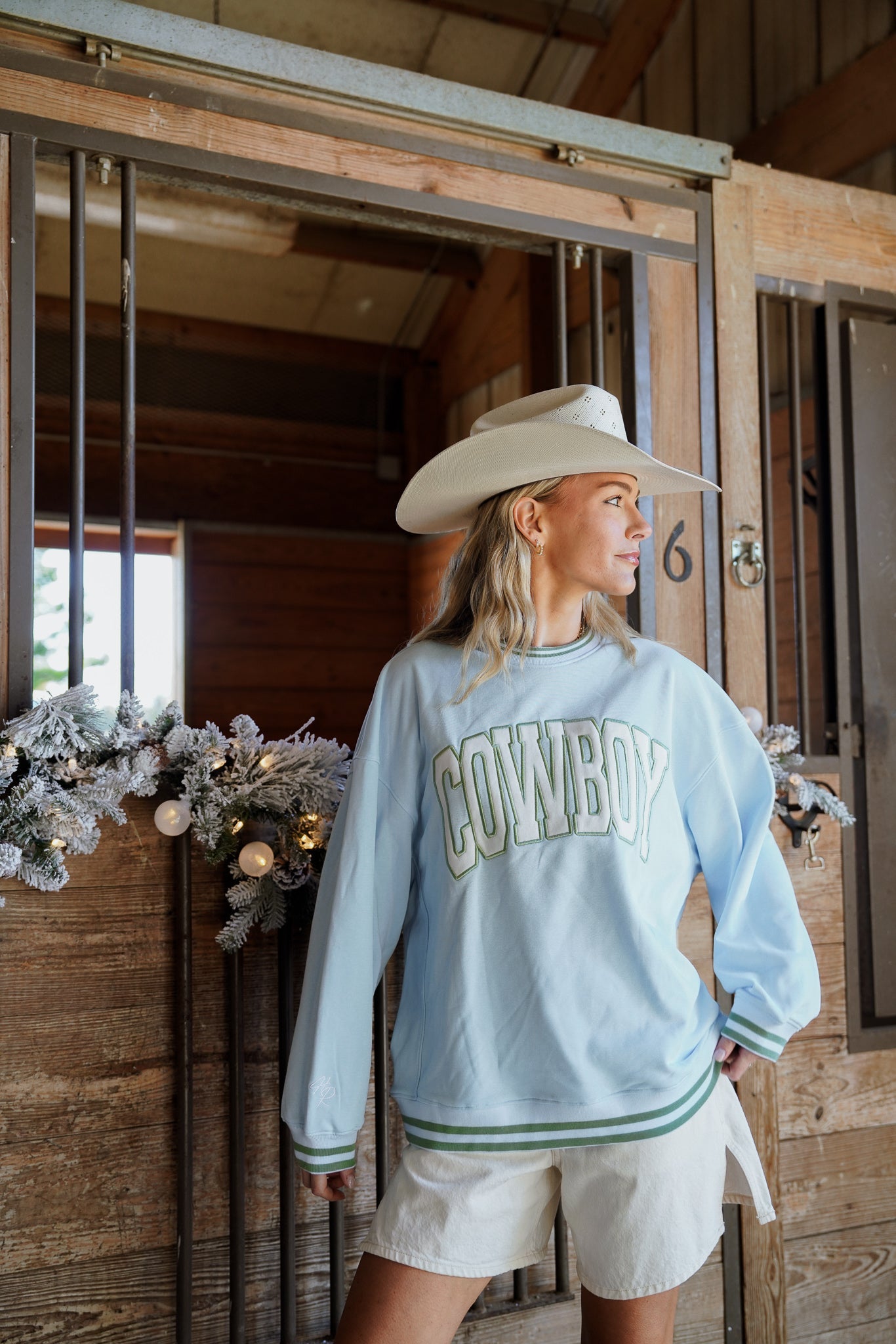 Sweatshirt Cowboy - Blue Vintage Crewneck Sweatshirt