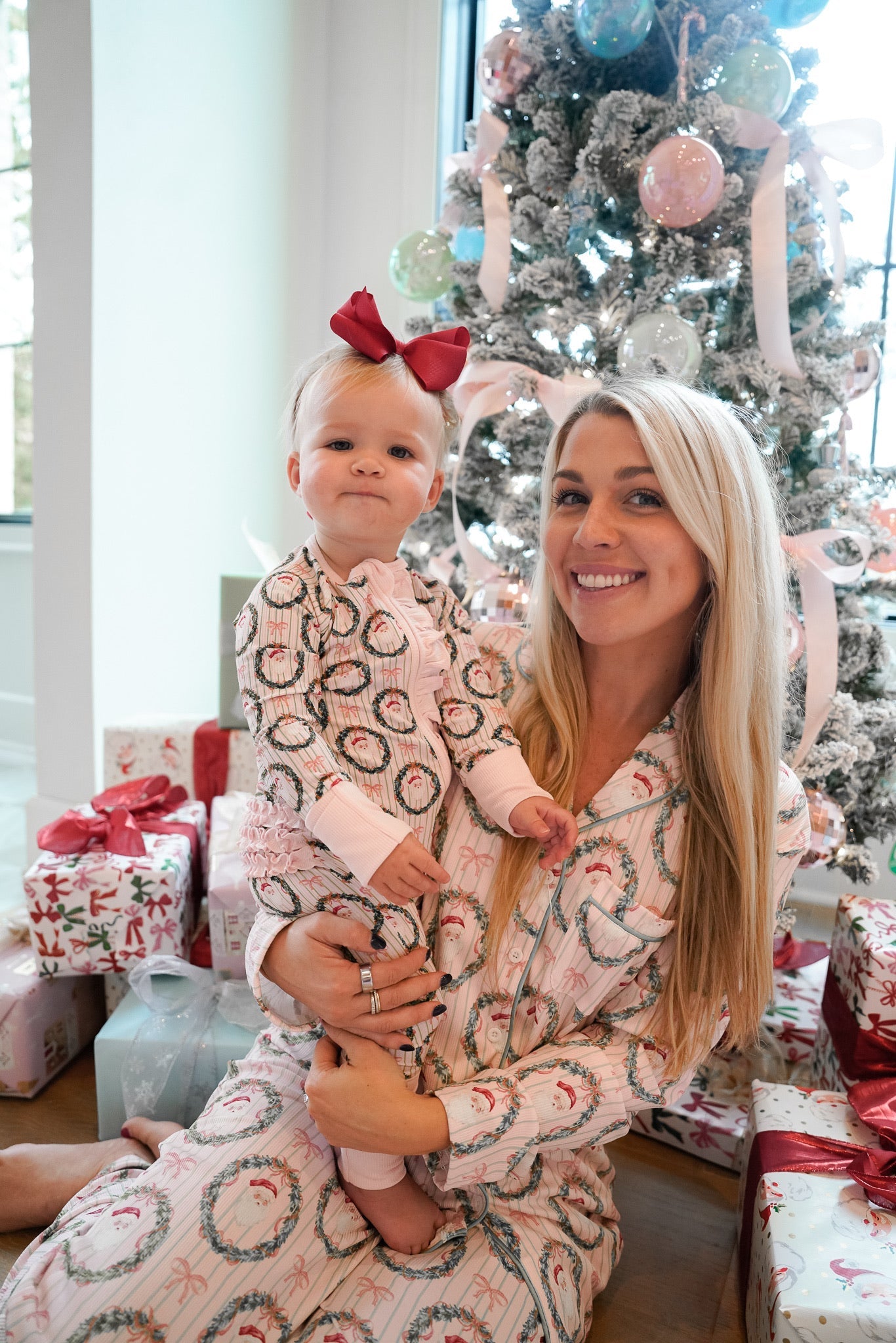 Pink Santa - Ribbed Bamboo Sleeper