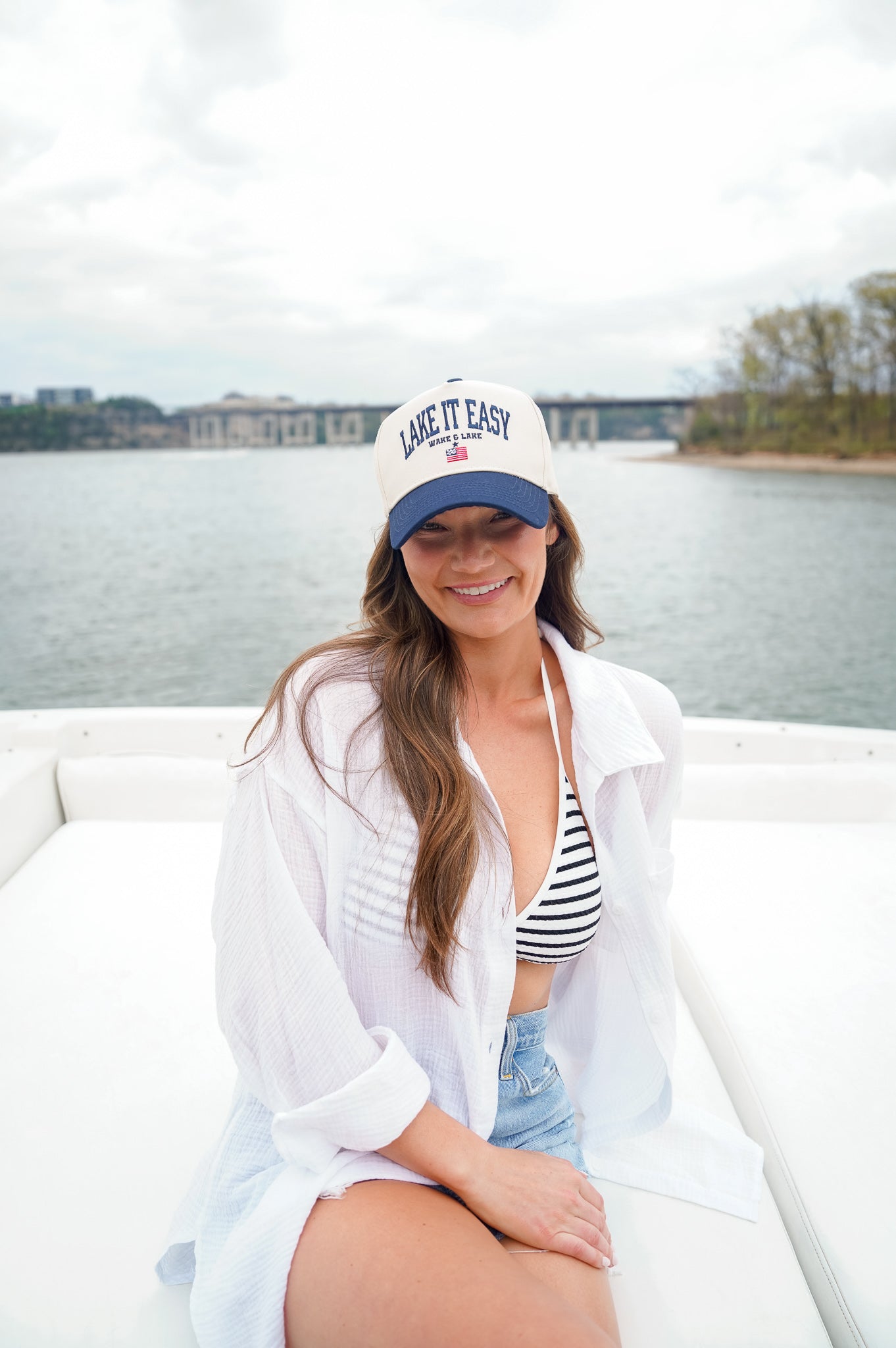 Lake it Easy - Navy Vintage Trucker Hat