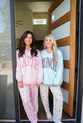 Sweatshirt Brunch - Blue Vintage V-Neck Sweatshirt