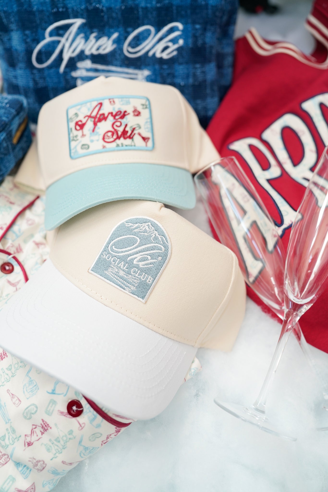 Ski Club - White Vintage Trucker Hat