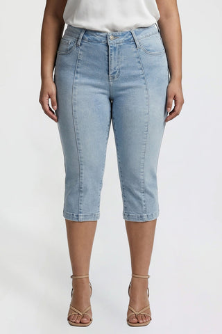 Women's Plus Pin Tuck Capri