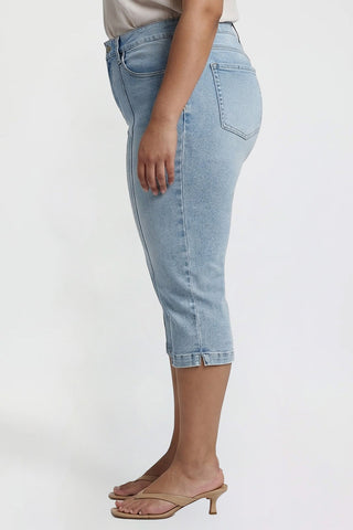 Women's Plus Pin Tuck Capri