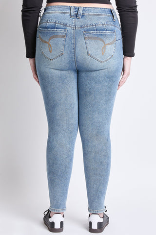 Pants Women's Plus WannaBettaButt Mid Rise Embroidered Skinny Jean