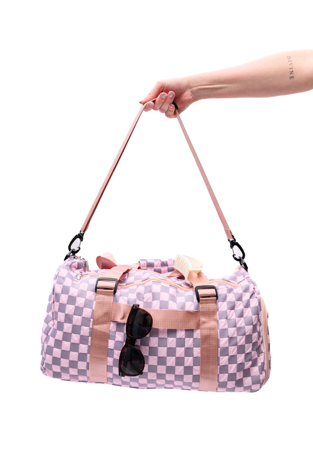 Accessories Elevate Travel Duffel in Pink