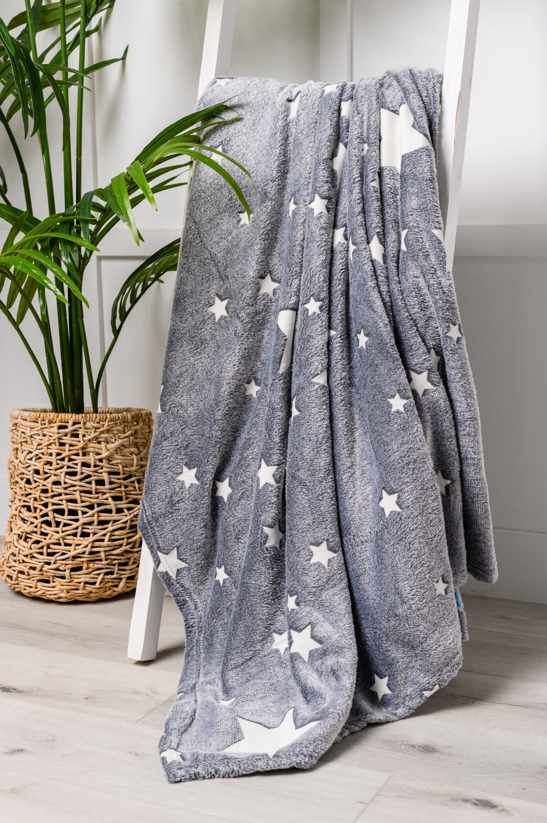 Home &amp; Decor Glow in the Dark Blanket in Gray Star