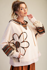 EASEL DAISY PATCH WASHED TERRY HOODIE PULLOVER