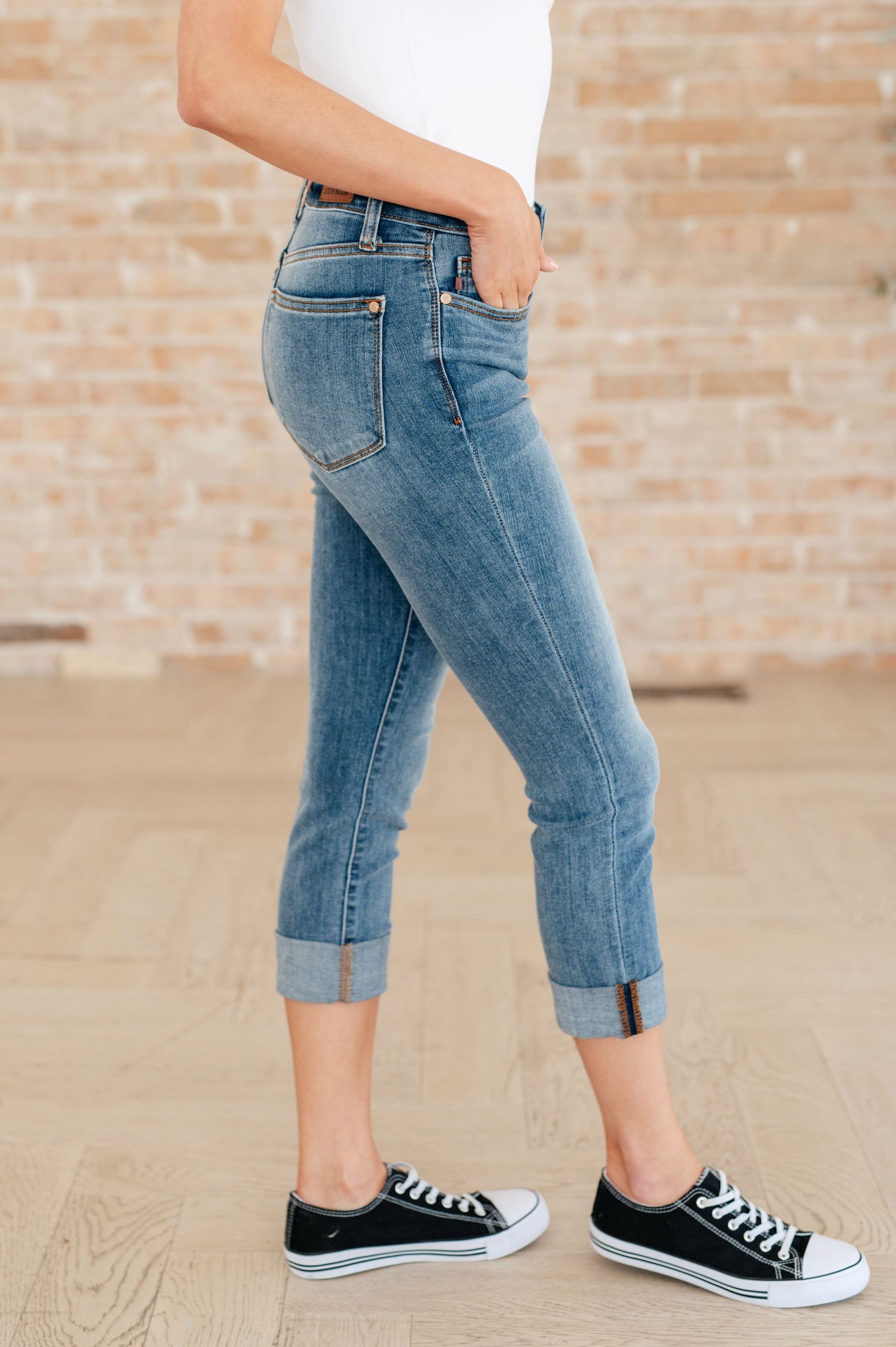 Denim Laura Mid Rise Cuffed Skinny Capri Jeans