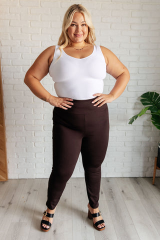 Bottoms Magic Skinny 28" Pants in Chocolate