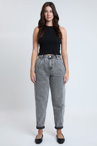Women's Pleated Mom Jeans