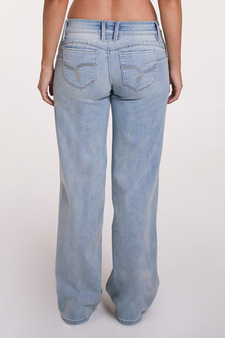 Women's Luxe Low Rise WannaBettaButt Wide Leg Jeans