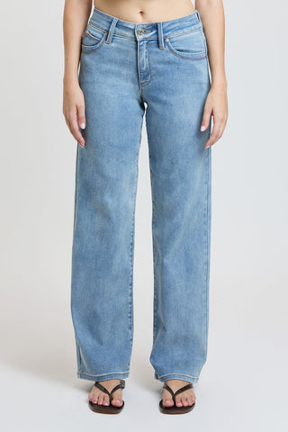 Women's Luxe High Rise WannaBettaButt Straight Jeans