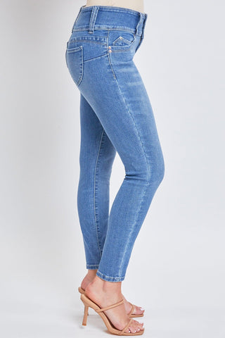 Women’s Sustainable Skinny WannaBettaButt Jeans