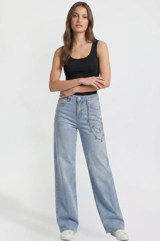 Women's Super Wide Fit with Star Chain