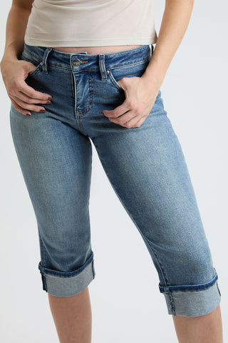Women's Premium Stretch Essential Cuff Capri