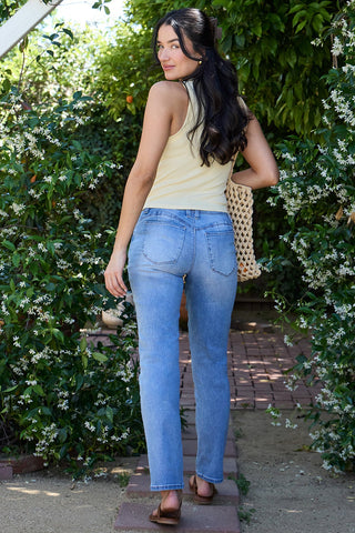 Women's High Rise Curve Confidence  Straight Jeans