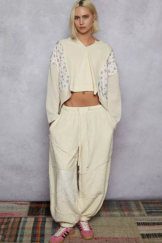 POL Mix Thermal Floral Pattern Quilted Knit Cropped Top with Raw Edge Detail
