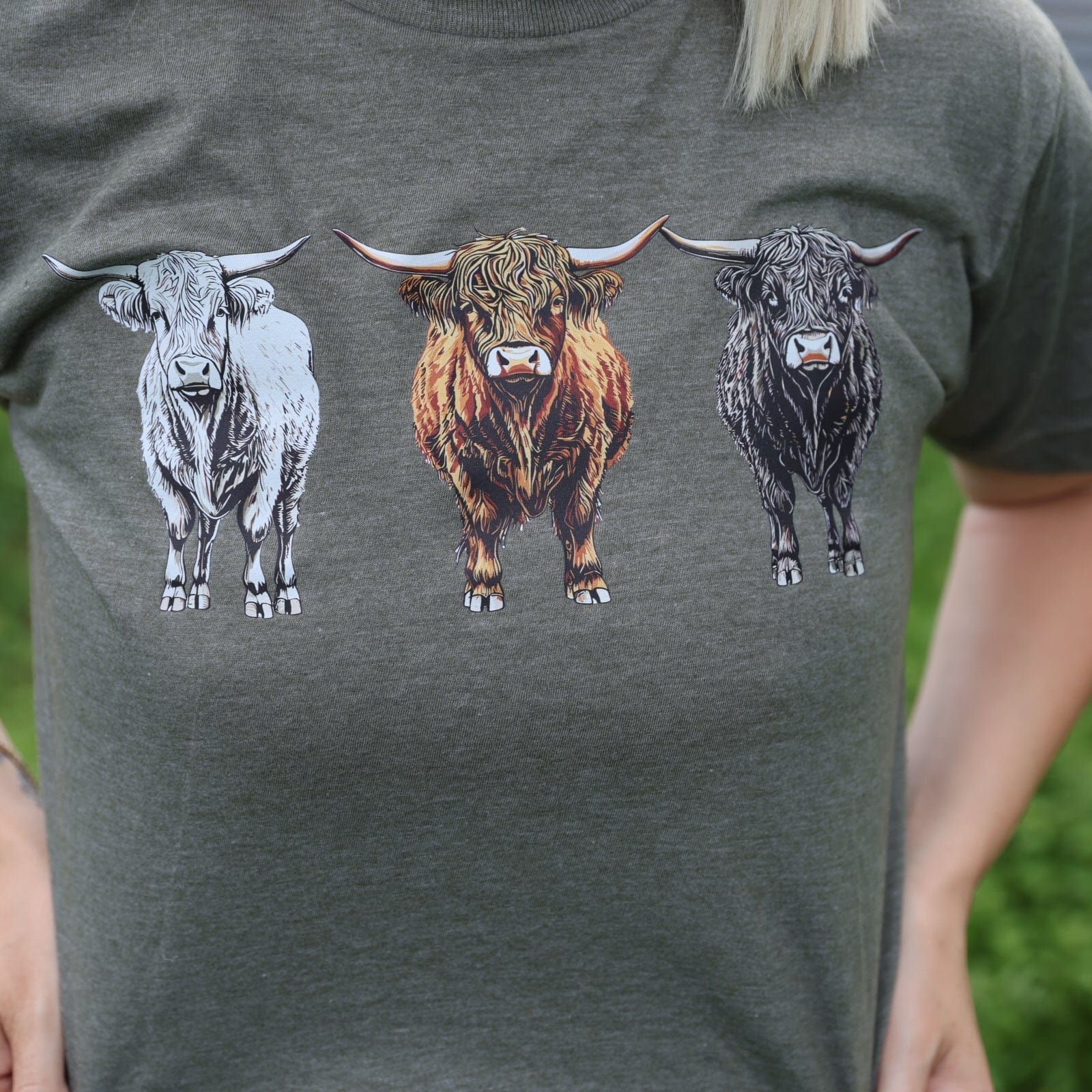 Women - Apparel - Shirts - T-Shirts Tres Longhorns Graphic Tee