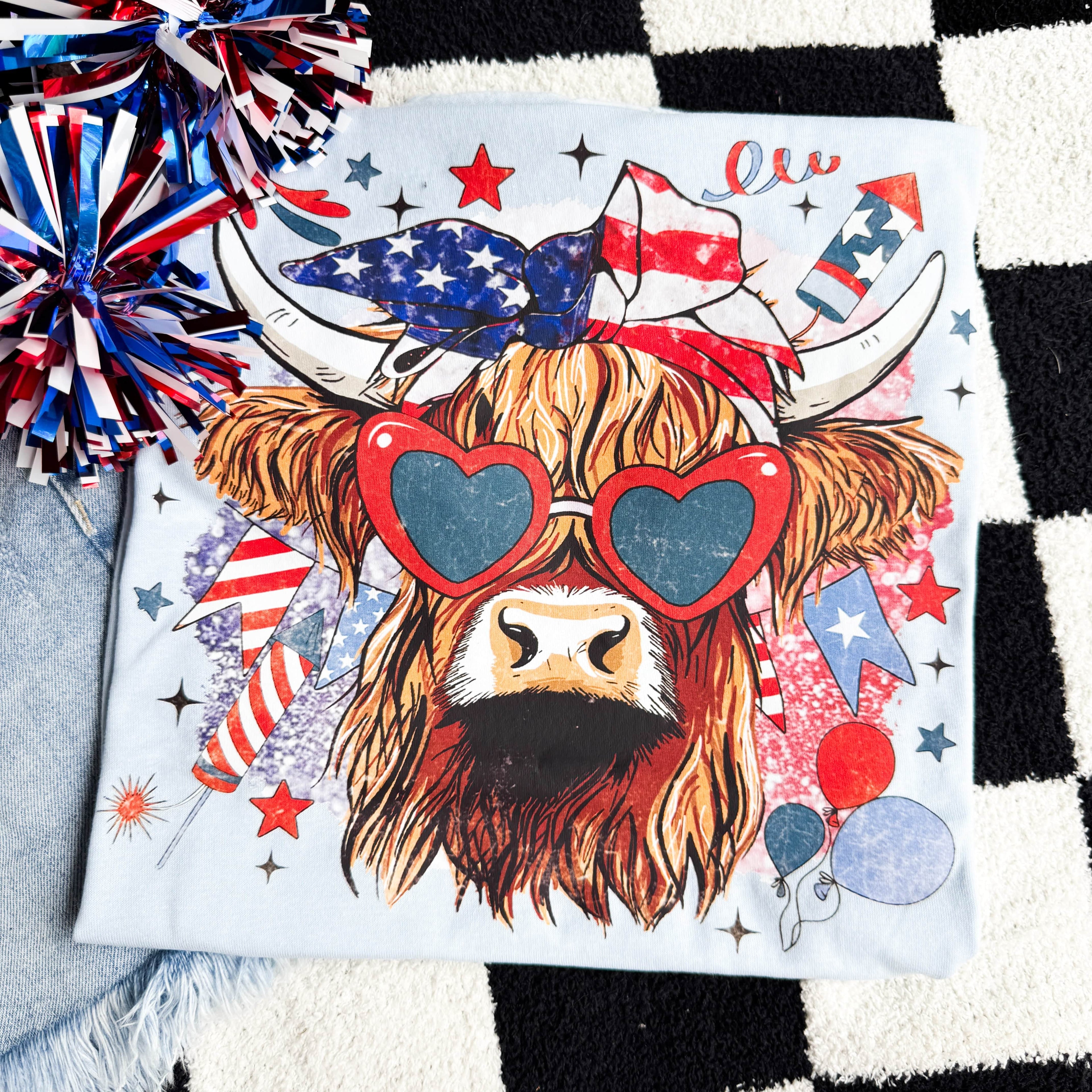 Women - Apparel - Shirts - T-Shirts USA Highland Cow Graphic Tee